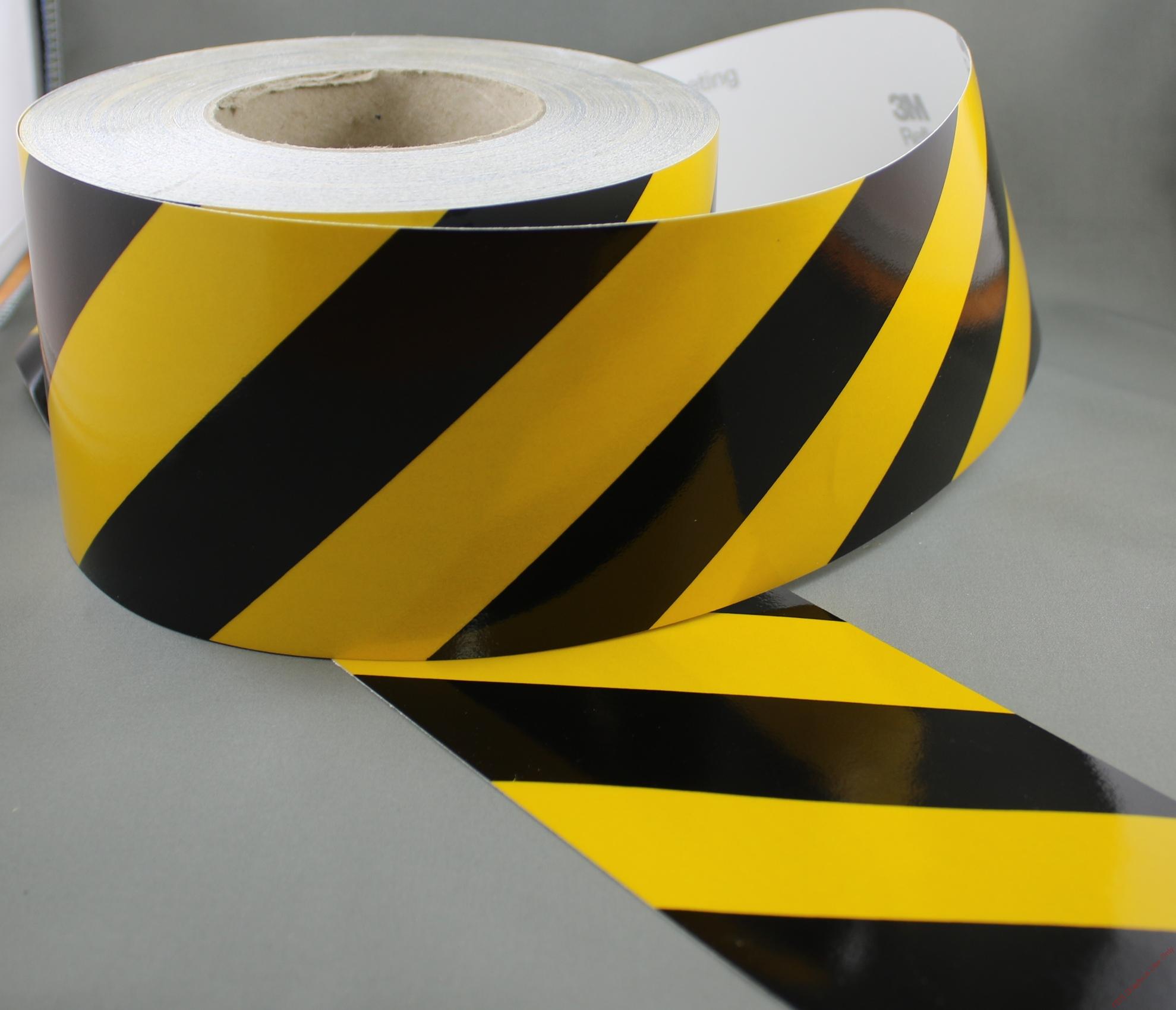 3M 3200 Series Yellow Black Reflective Tape 100mm