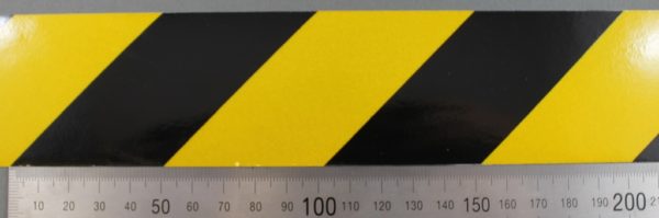 3m striped tape right yellow black class 2