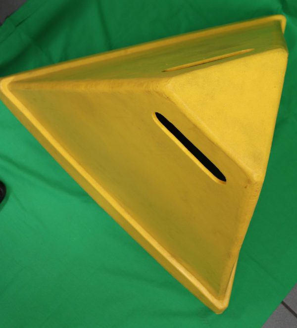 Pyramid Signs - 600mm High yellow