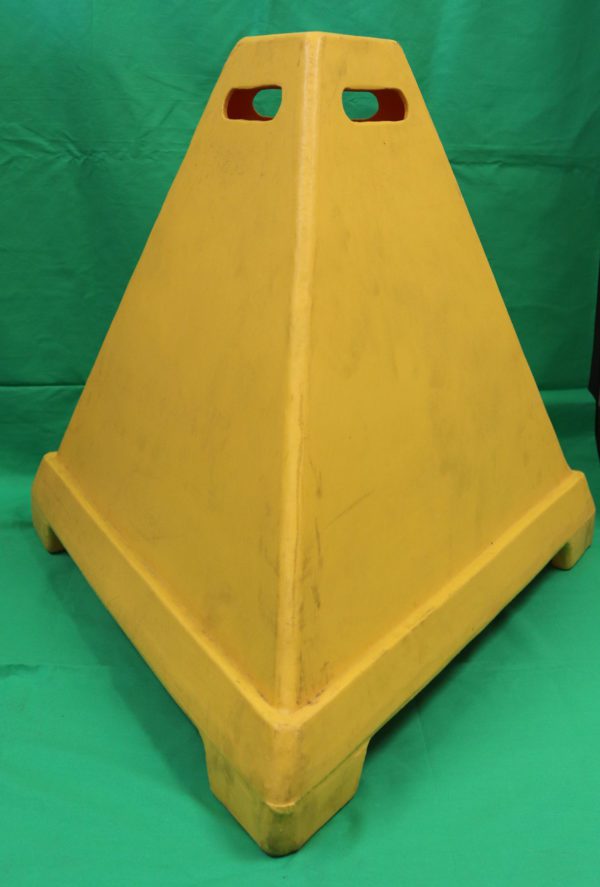Pyramid Signs - 600mm High yellow